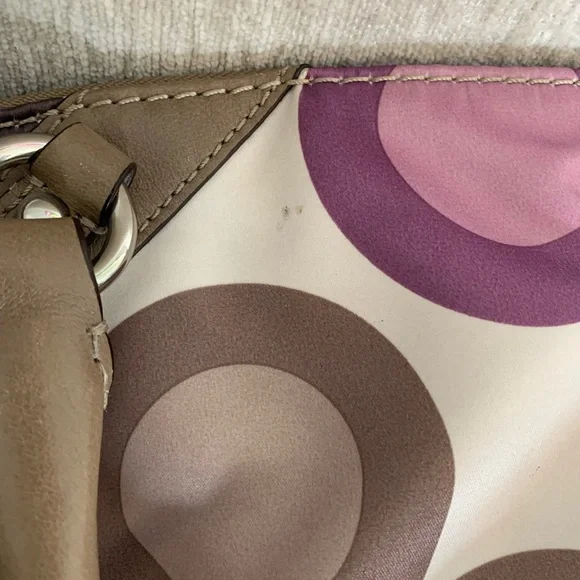 Silky Coach Shoulder Bag - Picture 5 of 7